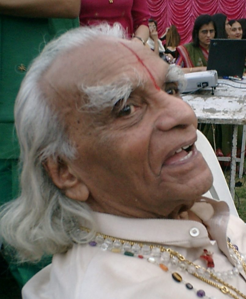 Portret van B.K.S. Iyengar in 2004